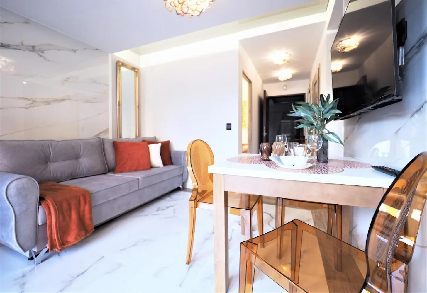 Zakopianski Azyl Luksusowe Apartamenty Apartzakop 扎科帕内 0*,  波兰